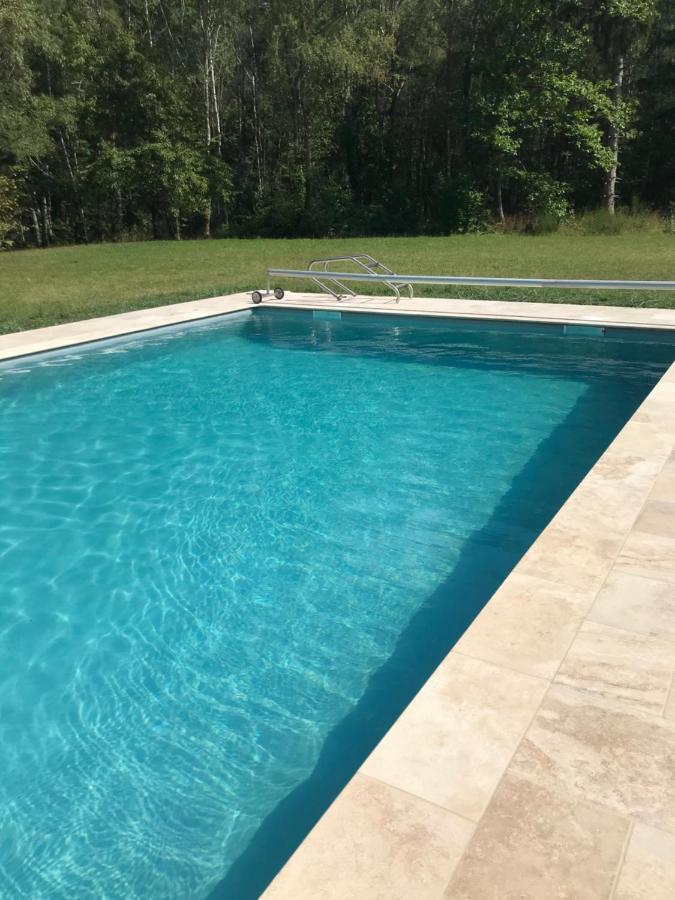 Logement Avec Acces Piscine Chaumont-sur-Tharonne Exterior photo